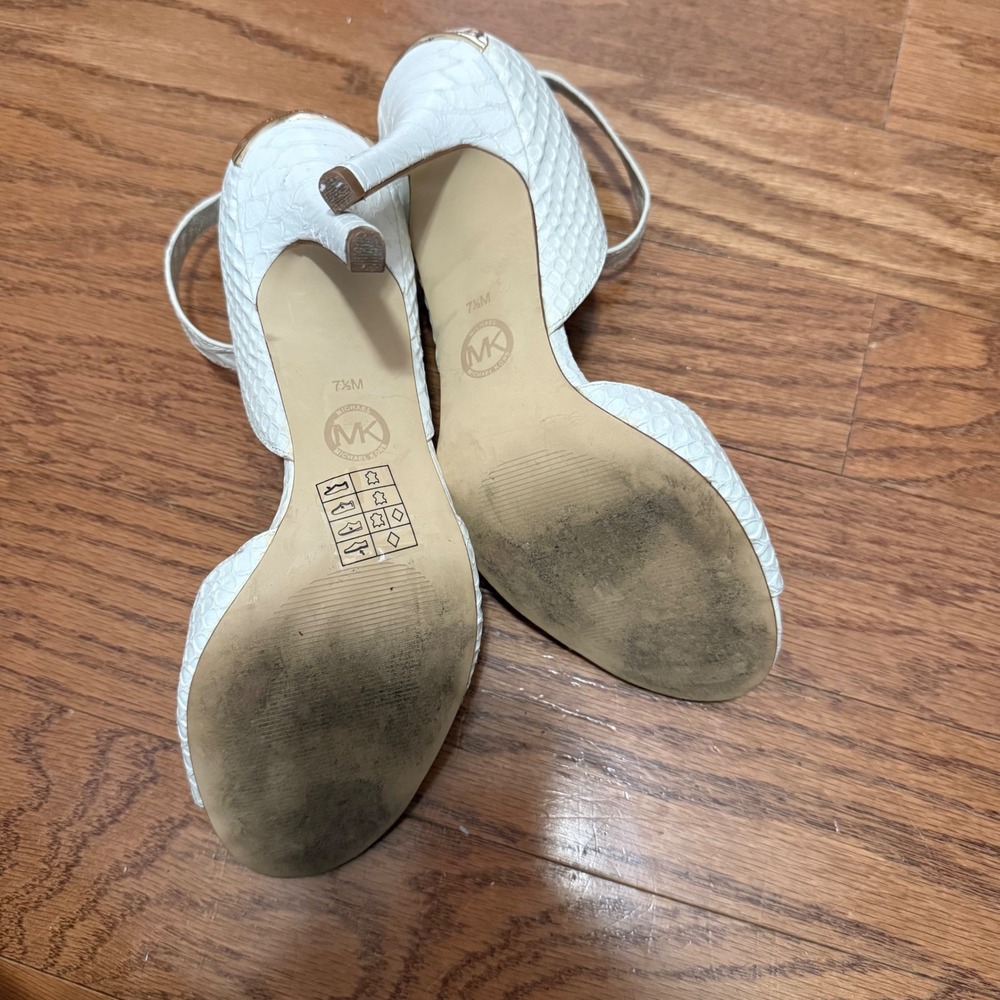 Michael Kors Kristen strappy sandals heels white snake-embossed leather Size 7.5 - Picture 12 of 14